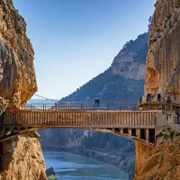 Caminito del Rey: Een Spectaculaire Wandelervaring in Andalusië